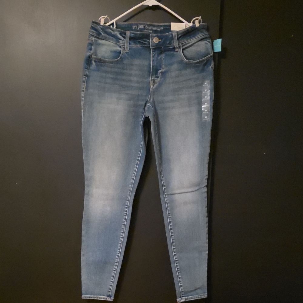 NWT M JEANS By MAURICE MID RISE